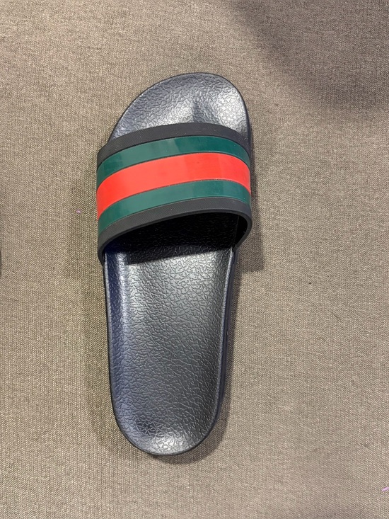 Gucci Other - Men's Black Gucci Sandal with Green and Red Stripes LEFT SHOE ONLY